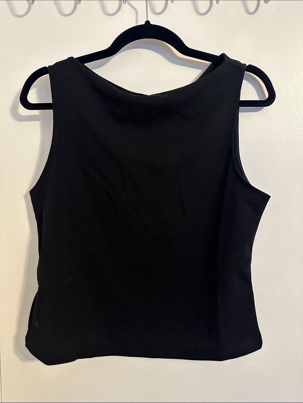 H&M Black Sleeveless Women's Top - Classic Tank